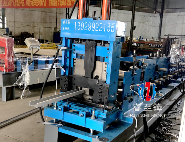 全自動(dòng)C型鋼機(jī)